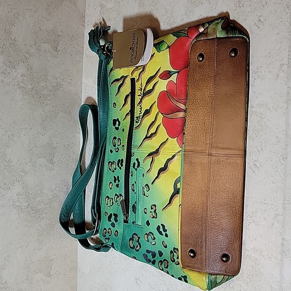 New Anuschka Shoulder Bag - Picture 4 of 7